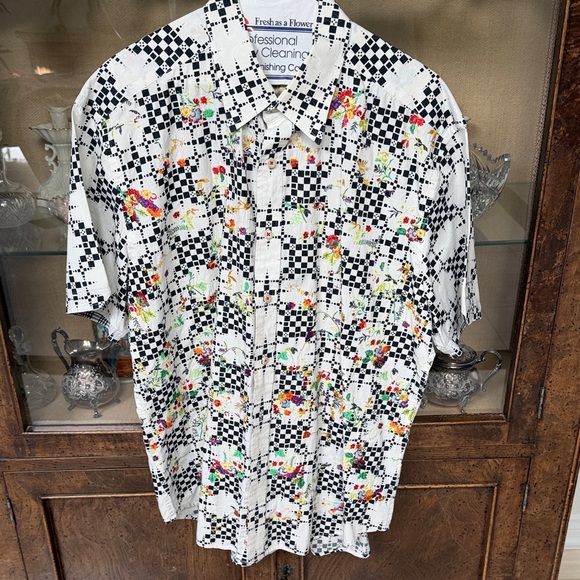 Vintage Robert Graham Short Sleeve, Button Down Embroidered, Masterpiece Shirt - Picture 2 of 7